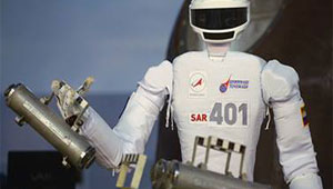 روسيا تعرض روبوتاً فضائياً يعدّ للأعمال المعقدة في الفضاء المكشوف