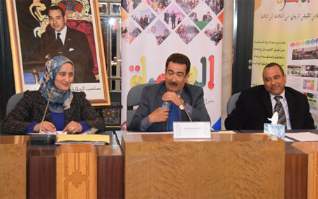 نادي المواطنة في لقاء حول “الكرامة أساس حقوق الإنسان”مع “محمد الصبار” و” عبد الرزاق الروان”.